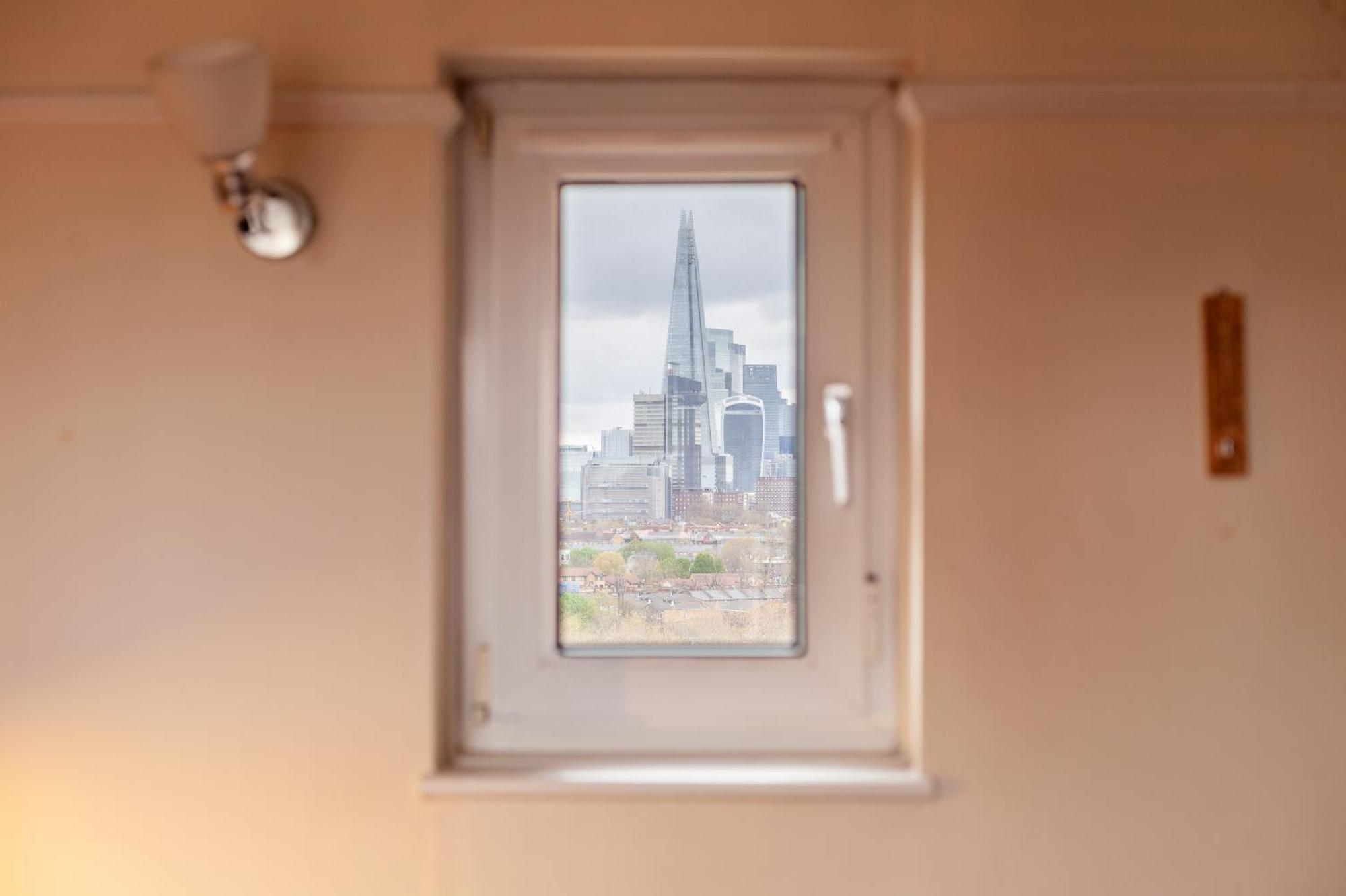 Elegant 1Br Flat With Balcony & City View, Walworth London Exteriör bild