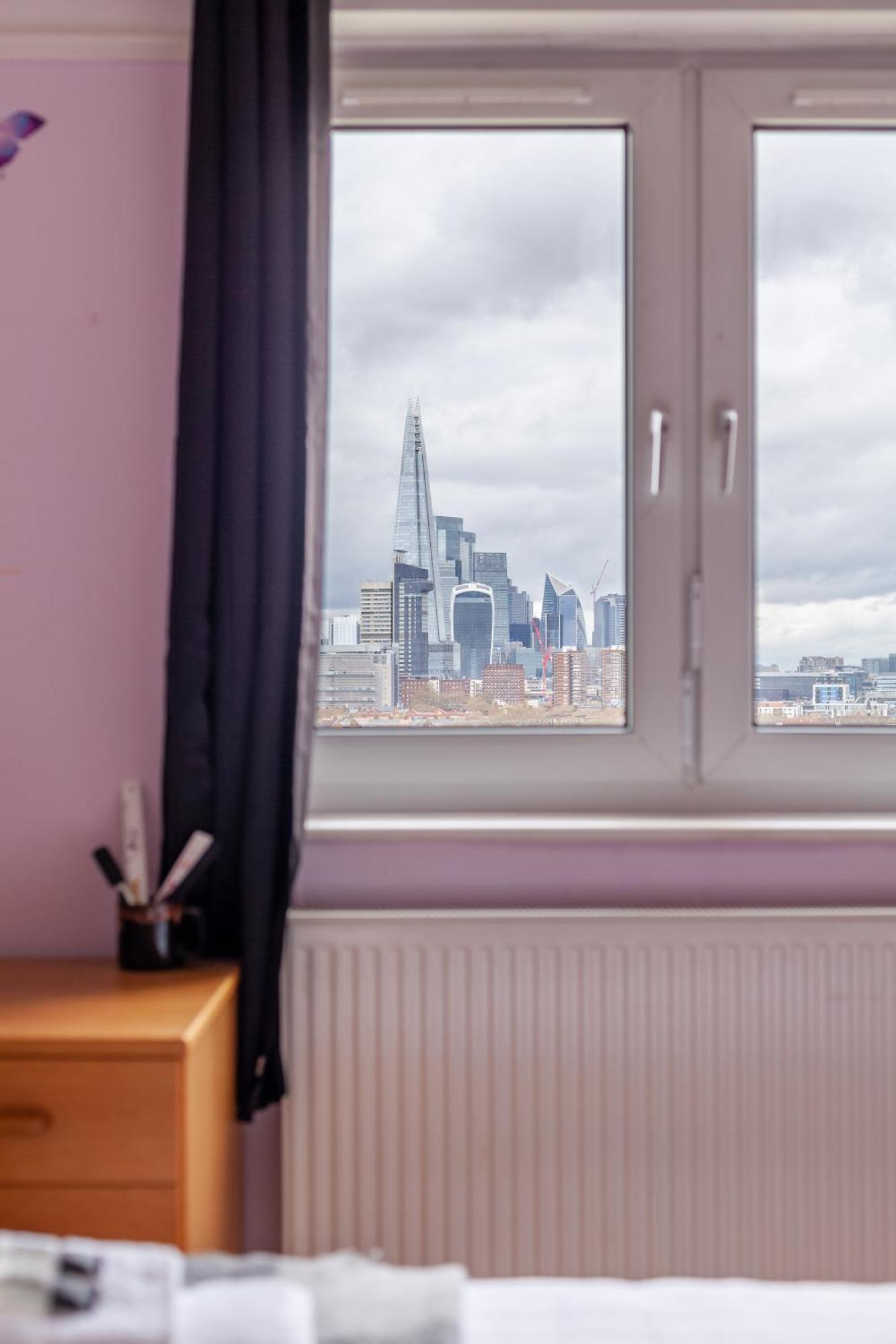 Elegant 1Br Flat With Balcony & City View, Walworth London Exteriör bild