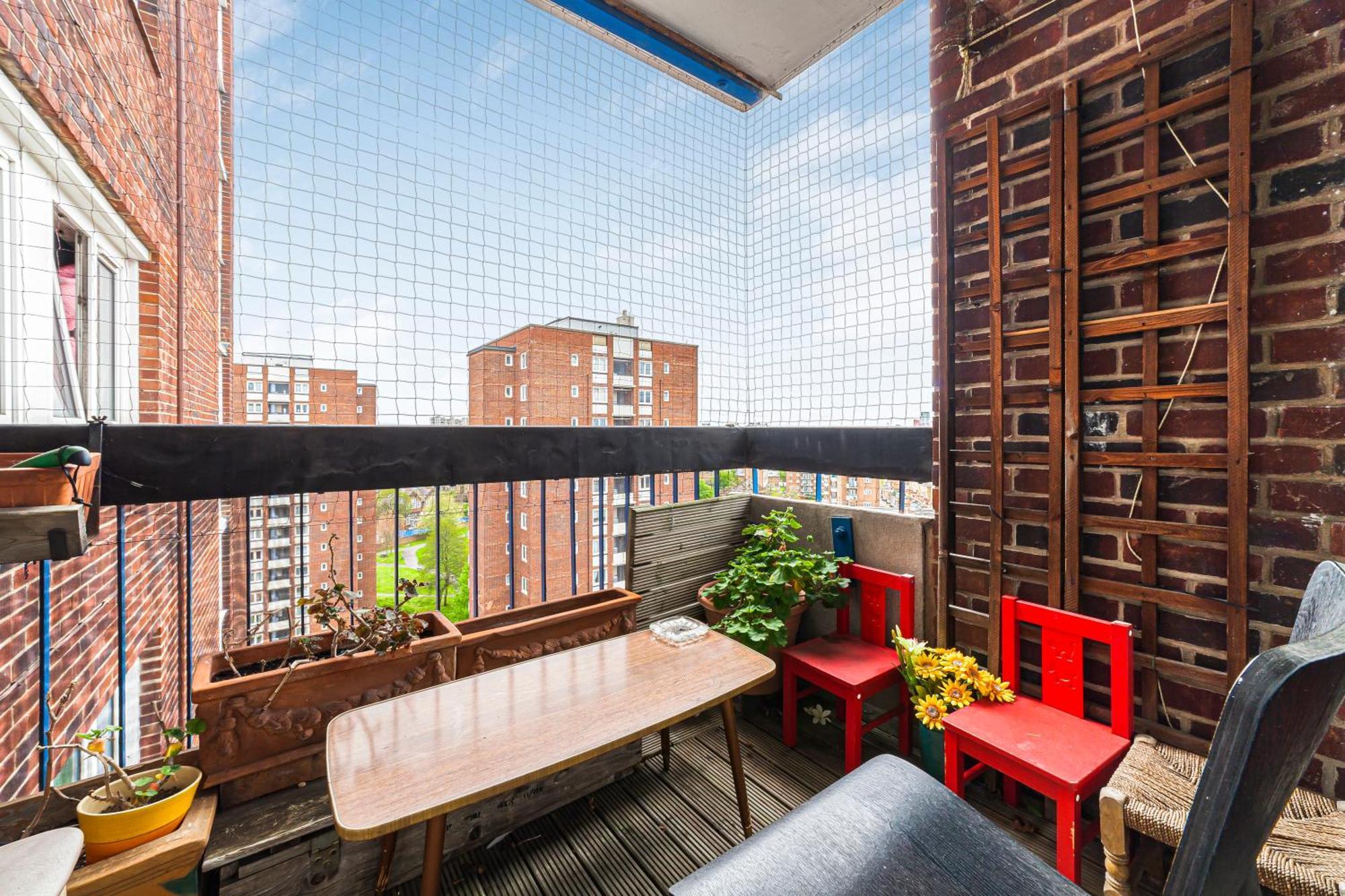 Elegant 1Br Flat With Balcony & City View, Walworth London Exteriör bild